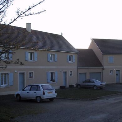 Maison 4 pièces 613 €