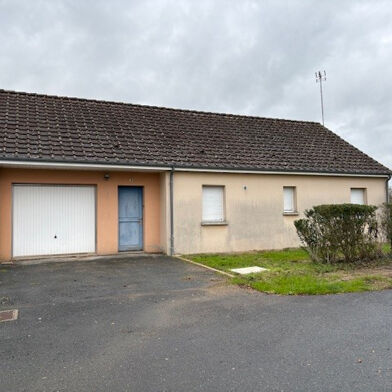 Maison 4 pièces 573 €