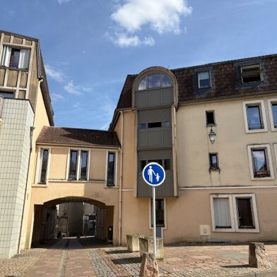 Appartement 3 pièces 783 €