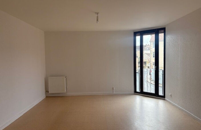 Leasing Appartement 3  pièces 79 m² La Châtre — photo 2