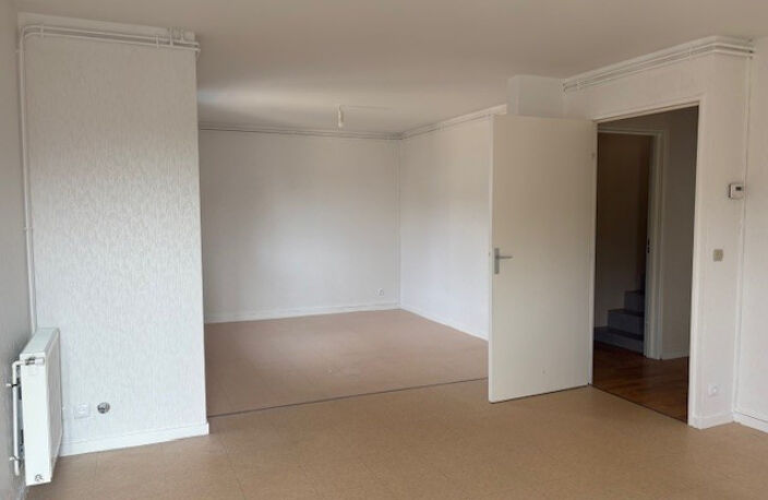 Leasing Appartement 3  pièces 79 m² La Châtre — photo 3