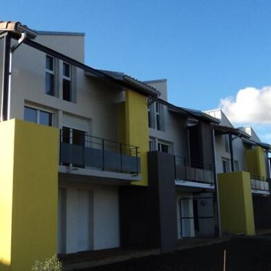 Appartement 2 pièces 606 €