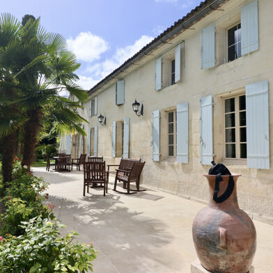 Maison 9 pièces 642000 €