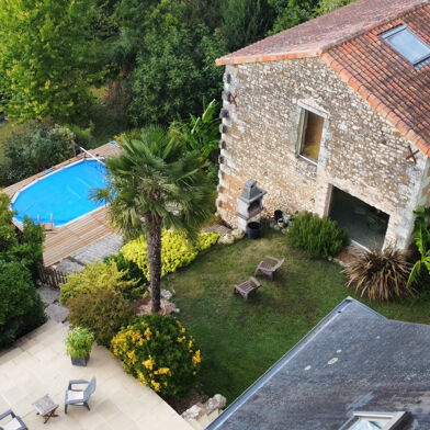 Maison 6 pièces 449700 €