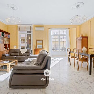 Appartement 4 pièces 895000 €