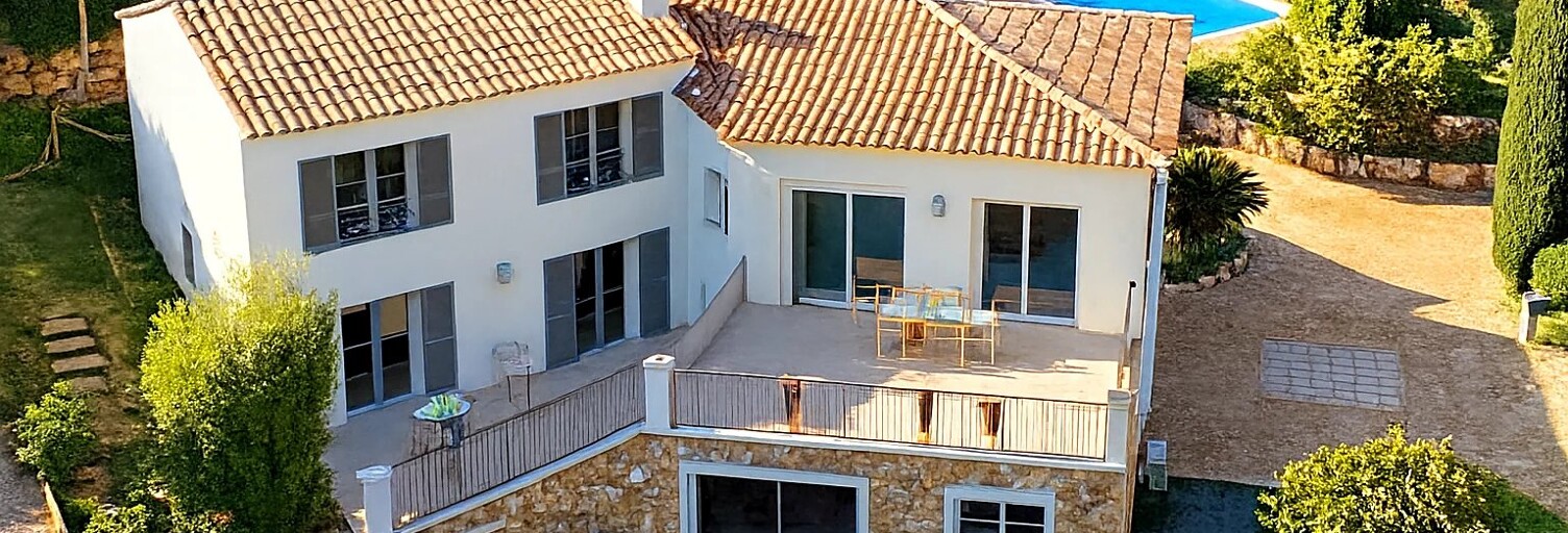 Maison 7 Pièces 250 m² à vendre à Fréjus (83370)