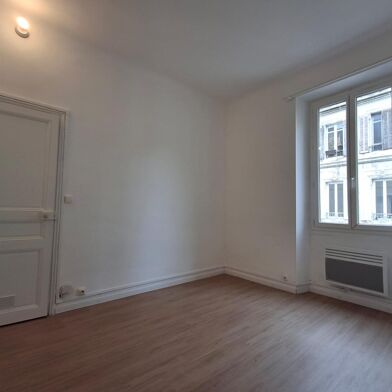 Appartement 2 pièces 630 €