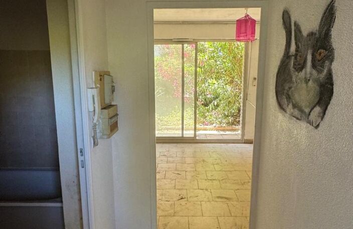 Vente appartement 2 pièces 27 m² Antibes (06160) — photo 2