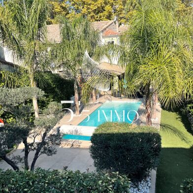 Maison 12 pièces 698000 €