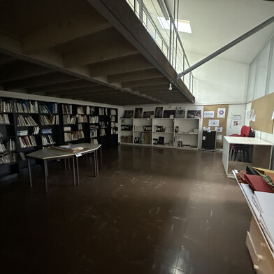 Commerce  1150000 €