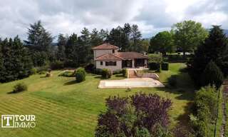 Maison 5 Pièces 140 m² à vendre à Dommartin (69380)