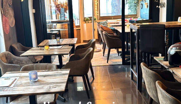 Local commercial 6 pièces  à vendre Toulon 83000