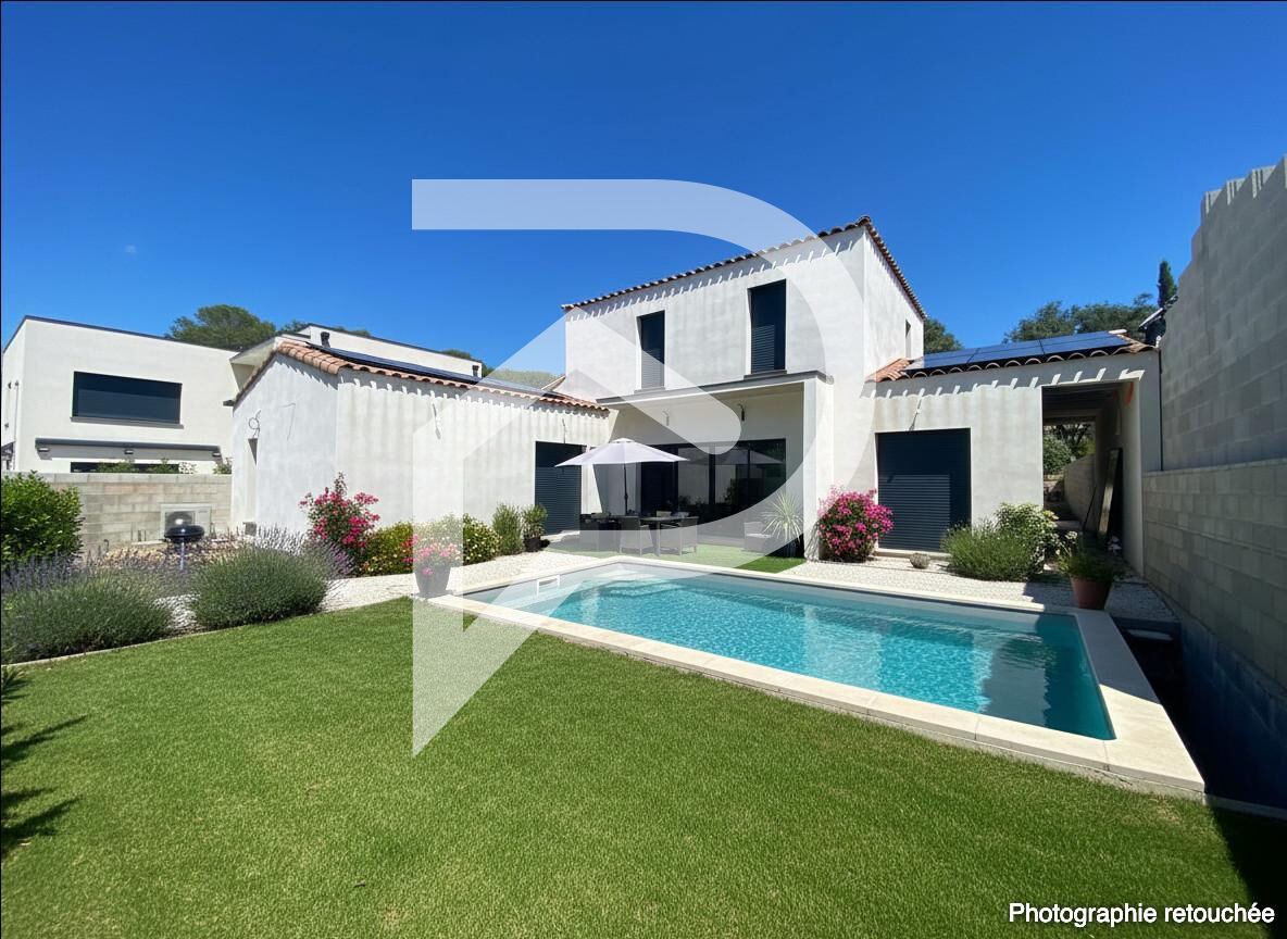 Villa / Maison  T4 à vendre Vergèze 30310