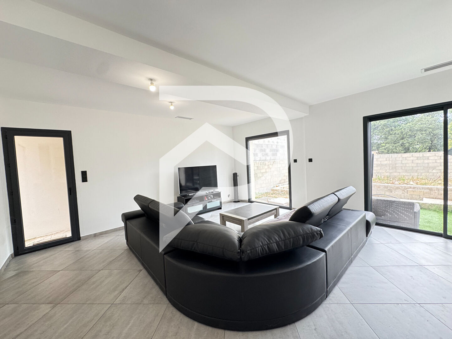 Villa / Maison  T4 à vendre Vergèze 30310