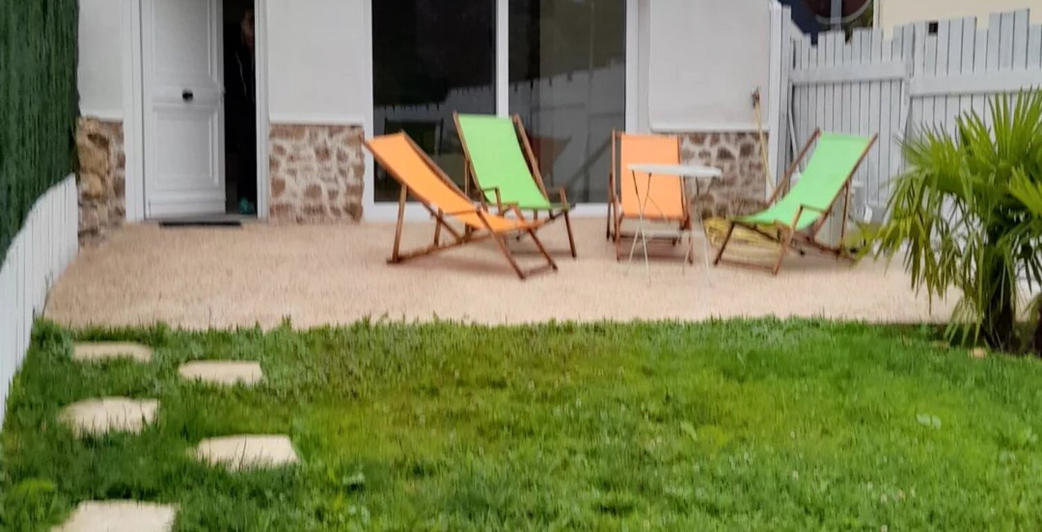 MAISON — photo 1