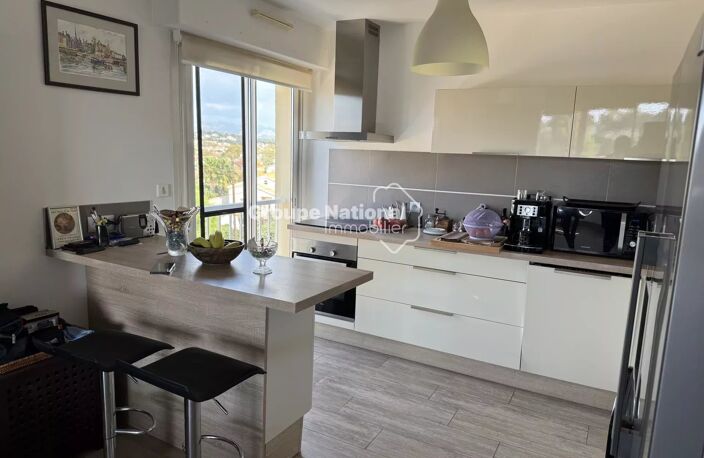 SIX FOURS T3 de 63.22 m² — photo 3