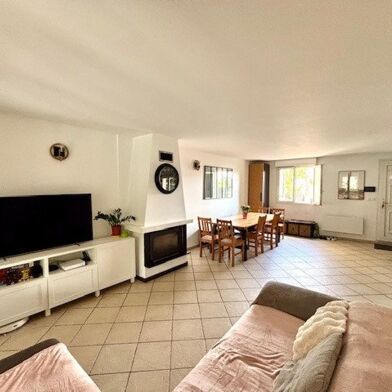 Maison 5 pièces 499000 €