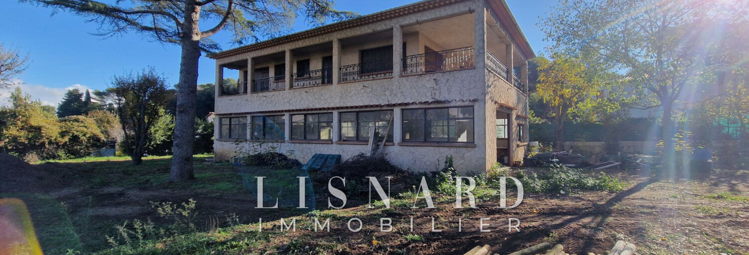 Maison 5 Pièces 243 m² à vendre à Vallauris (06220)