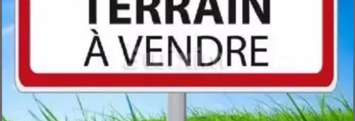 Terrain  230 m² à vendre à Entrecasteaux (83570)