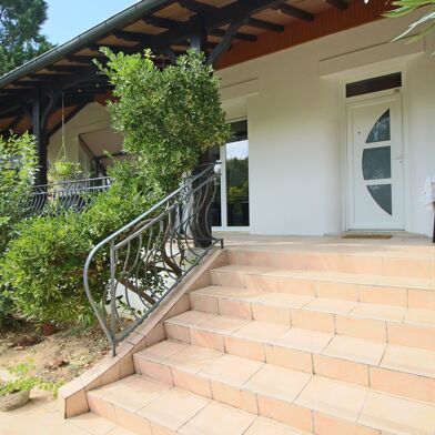 Maison 8 pièces 248400 €