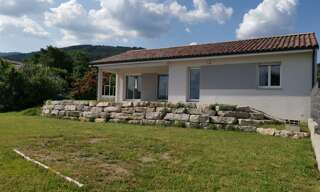 Maison 5 Pièces 99 m² à louer à Véranne (42520)