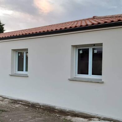 Maison 4 pièces 1070 €