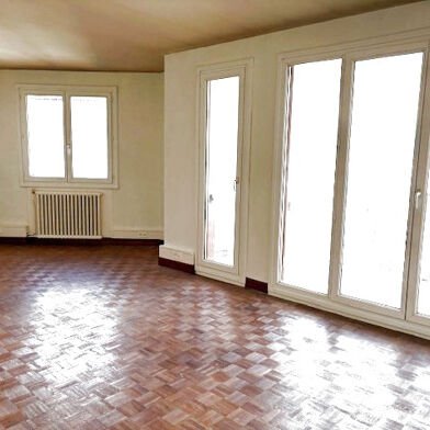 Appartement 3 pièces 693900 €