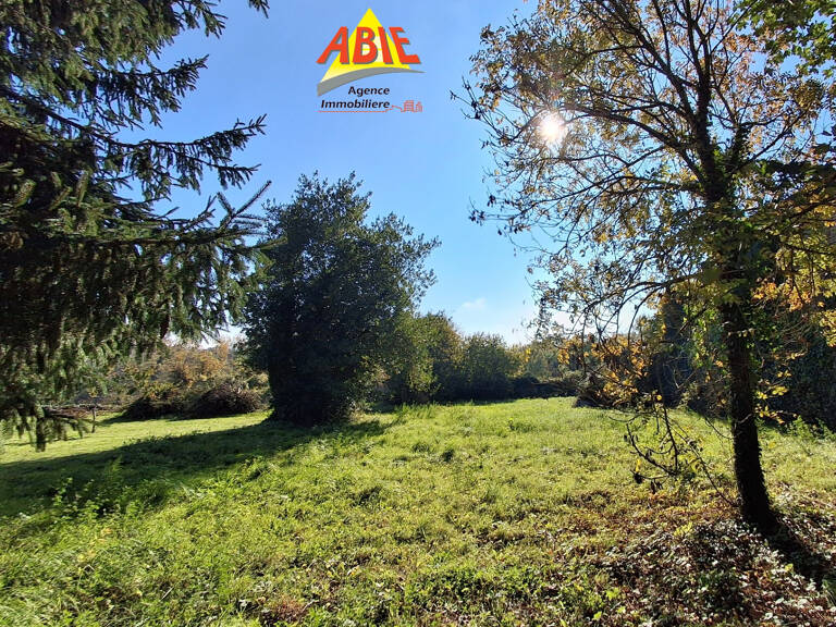 Terrain constructible à 3 min de MELLE — photo 1