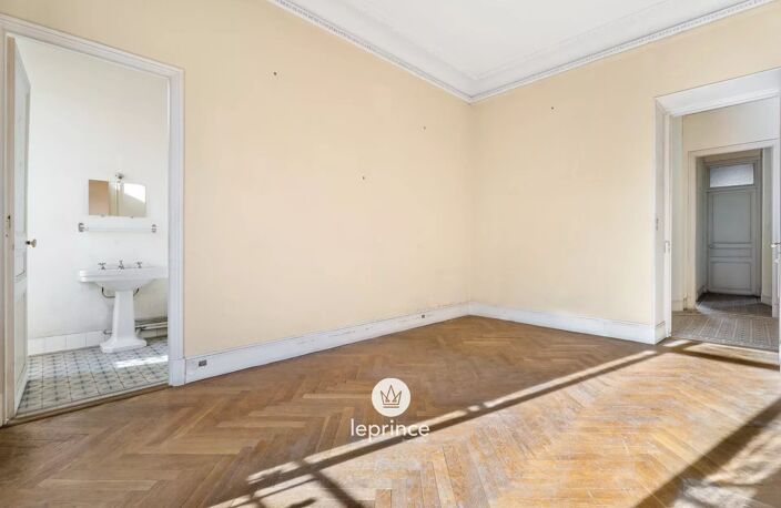 Nice Carré d'Or - Appartement 3/4 Pièces à rénover - Cave — photo 5
