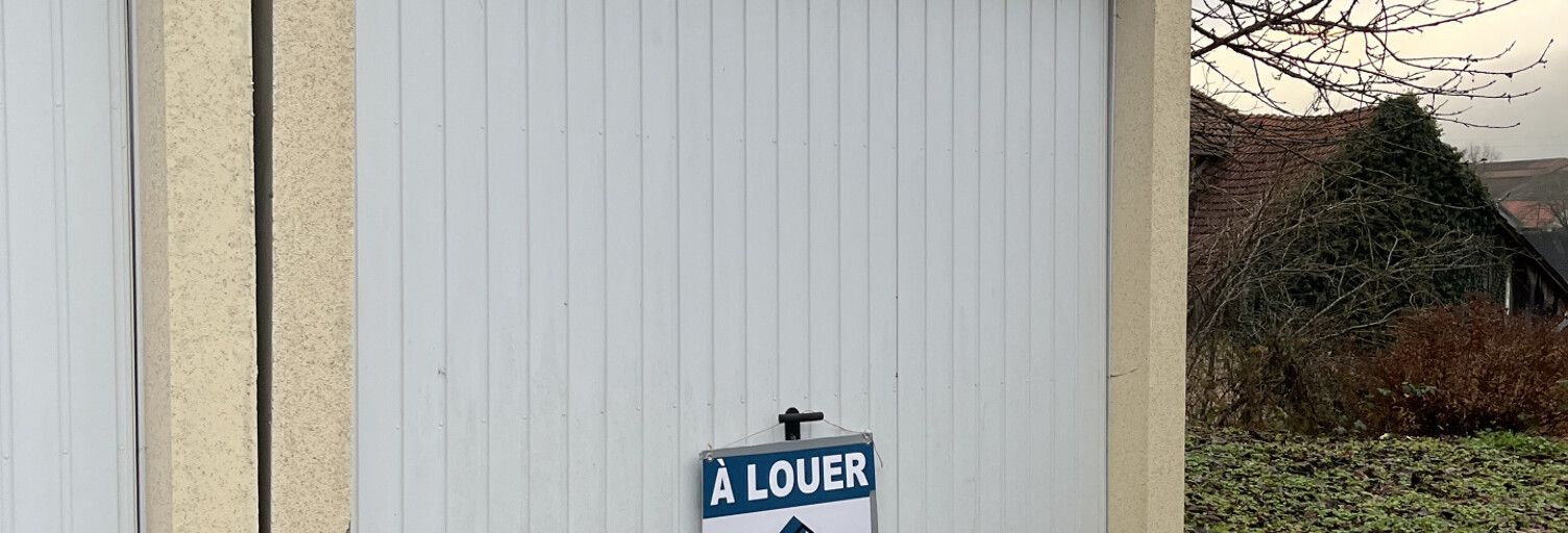 Garage  12 m² à louer à Pont-de-Roide-Vermondans (25150)