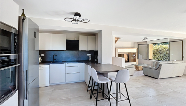 Villa / Maison 4 pièces  à vendre Luynes 13080