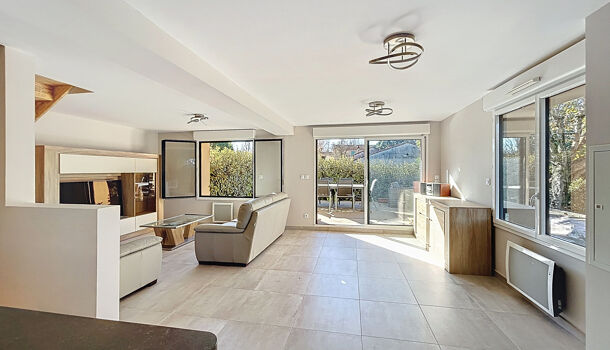 Villa / Maison 4 pièces  à vendre Luynes 13080