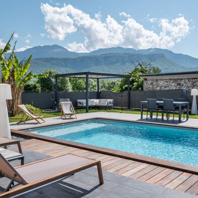 Maison 6 pièces 720000 €