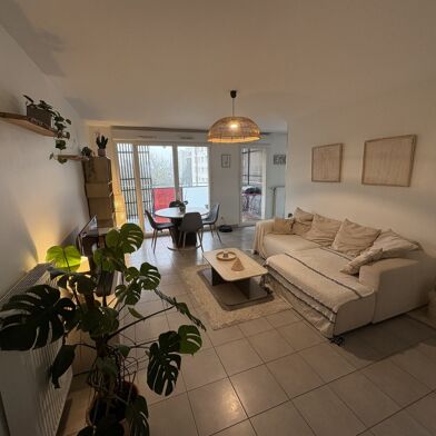 Appartement 3 pièces 1050 €