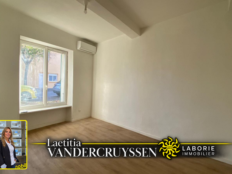 A vendre maison rénovée 96 m2 avec 3 chambres à Lézignan-Cor — photo 1