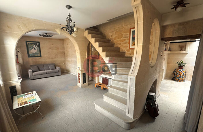 Une maison pleine de charme où la lumière raconte l'histoire — photo 4