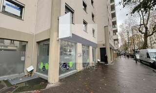 Commerce  159 m² à louer à Villeurbanne (69100)