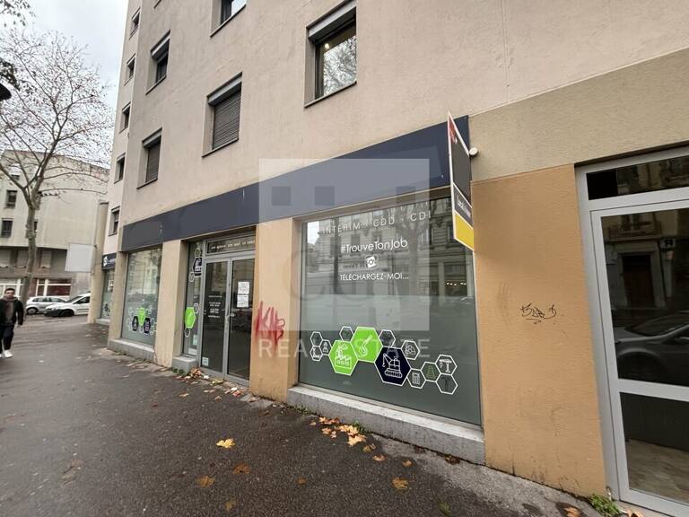 LOCAL COMMERCIAL à LOUER — photo 1