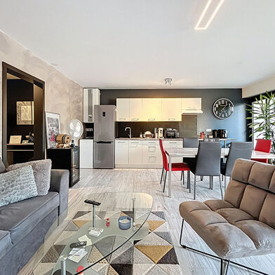 Appartement 3 pièces 171600 €