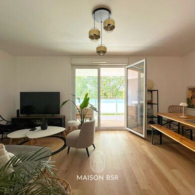 Appartement 3 pièces 219500 €