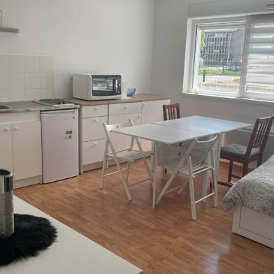 Appartement 1 pièces 572 €