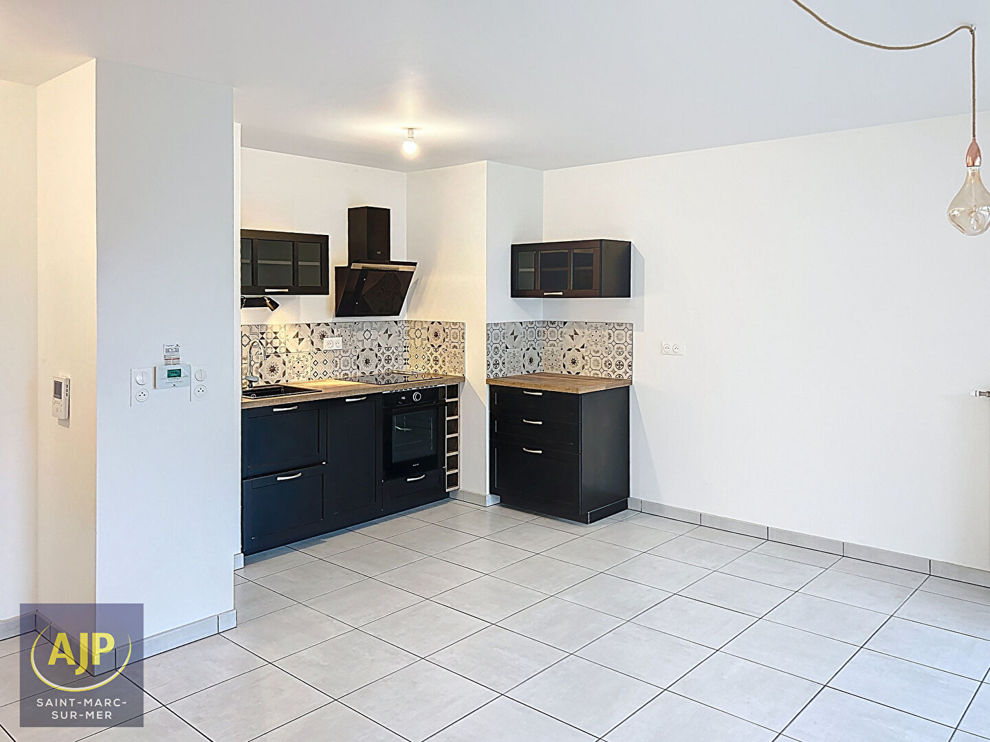 Agence immobilière de Ajp Immobilier St Marc sur Mer Tati