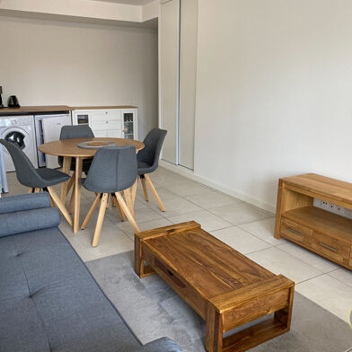 Appartement 2 pièces 780 €