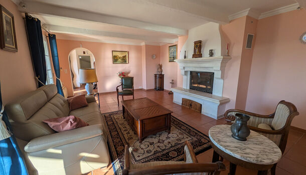 Villa / Maison 6 pièces  à louer Carqueiranne 83320