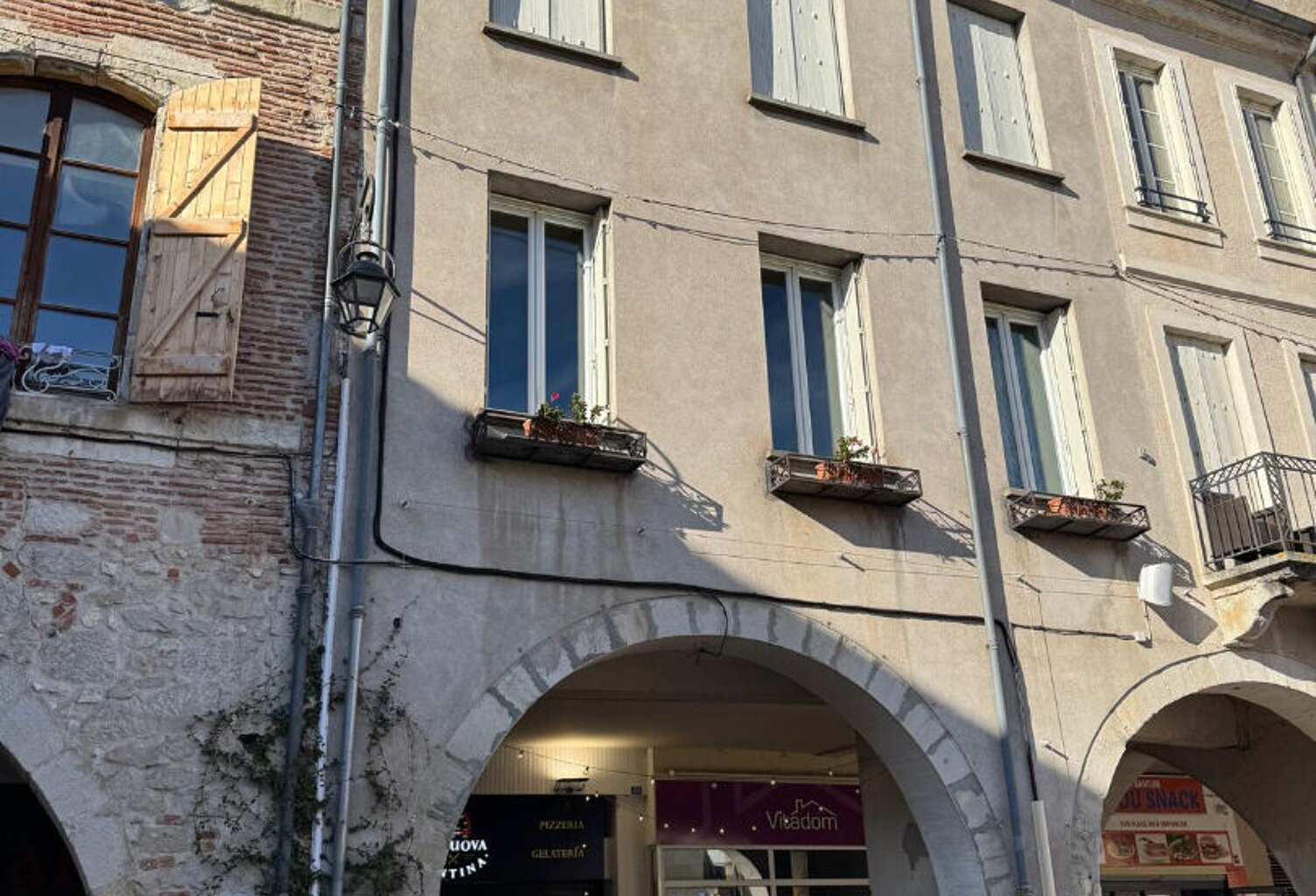 Immeuble de rapport situé en centre de Villeneuve-Sur-Lot — photo 1