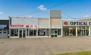 Commerce  315 m² à louer à Saint-Bonnet-de-Mure (69720)