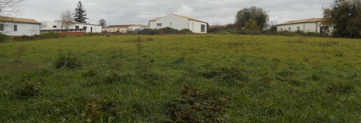 Terrain  2017 m² à vendre à Geay (17250)