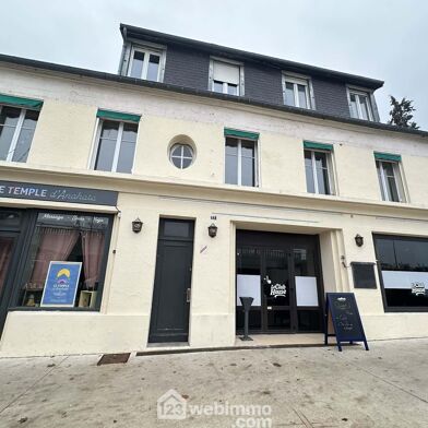 Immeuble  647900 €