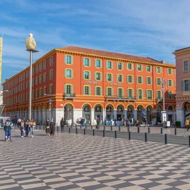 Commerce  480000 €