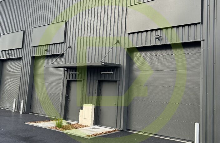 Local commercial — photo 2